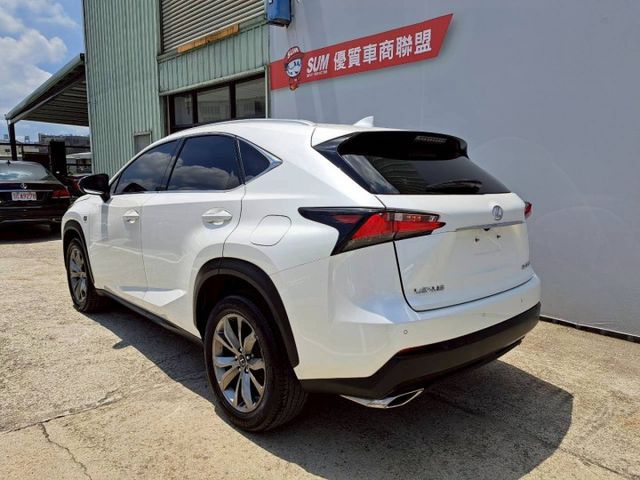 『實車實圖 實車實價』F-SPORT版配備齊全 一手車氣氛佳 品質保證 寶佳汽車歡迎您來電  第16張相片