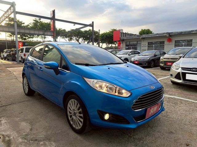 『實車實圖 實車實價』IK TCS TPMS 運動版配備齊全 一手車氣氛佳 品質保證 寶佳汽車歡迎您來電  第3張相片