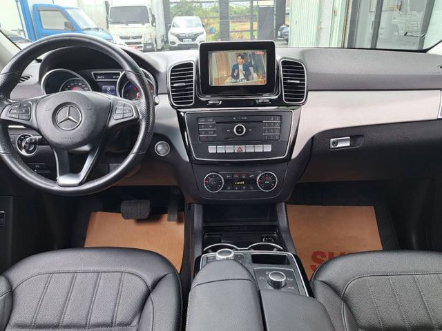『實車實圖 實車實價』IK GPS TV F1快撥 電尾門 4WD版配備齊全 一手車氣氛佳 品質保證 寶佳汽車歡迎您來電  第8張相片
