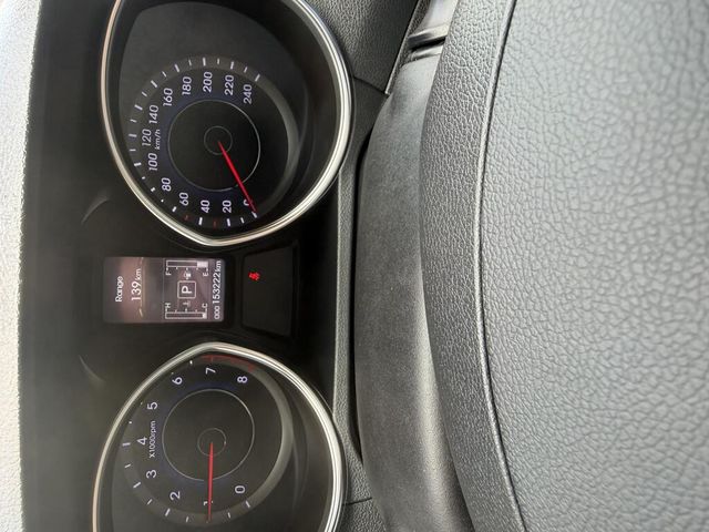 HYUNDAI現代 ELANTRA  第5張相片