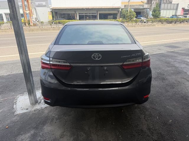 TOYOTA豐田 ALTIS  第4張相片