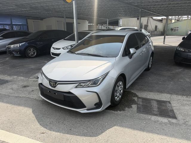 TOYOTA豐田 ALTIS  第1張相片