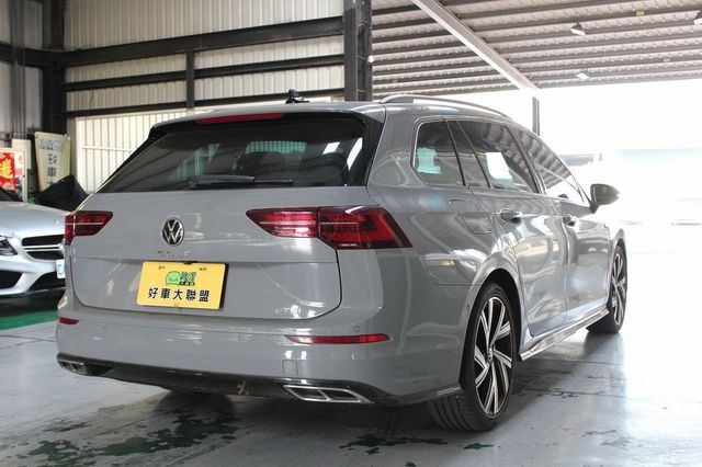 VOLKSWAGEN福斯 GOLF VARIANT  第2張相片