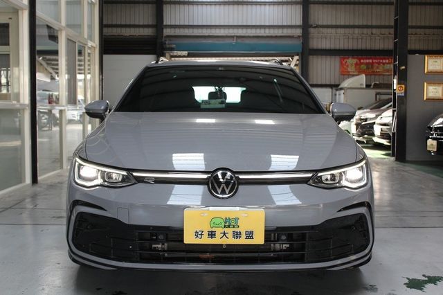 VOLKSWAGEN福斯 GOLF VARIANT  第3張相片