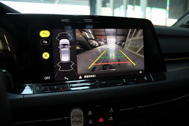 VOLKSWAGEN福斯 GOLF VARIANT  第9張相片