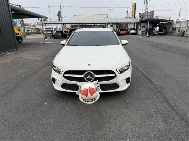 M-BENZ賓士 A200  第3張相片