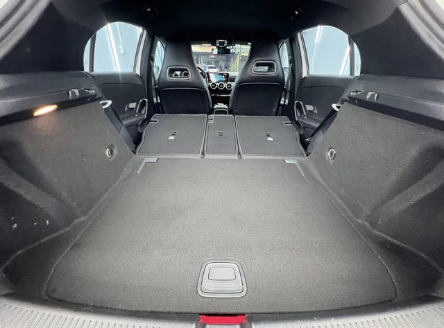 M-BENZ賓士 A200  第8張相片