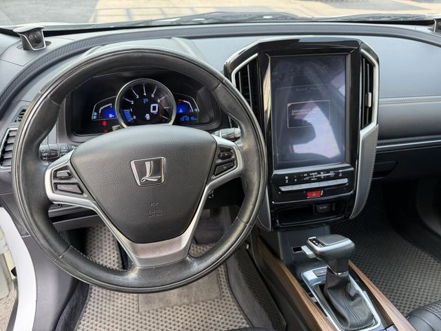 LUXGEN納智捷 U6 GT  第5張相片