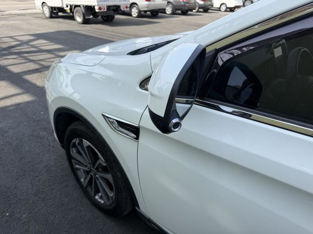 LUXGEN納智捷 U6 GT  第12張相片