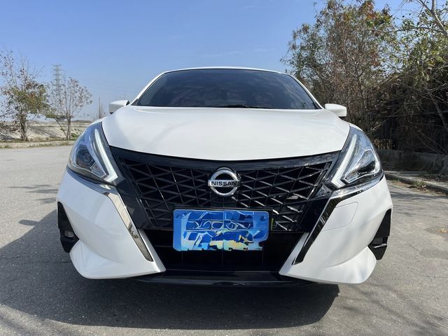 NISSAN日產 TIIDA  第3張相片