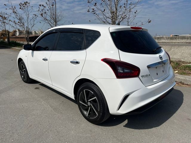 NISSAN日產 TIIDA  第4張相片