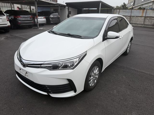 TOYOTA豐田 ALTIS  第1張相片