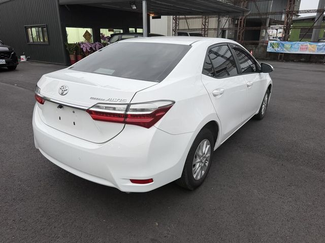 TOYOTA豐田 ALTIS  第2張相片