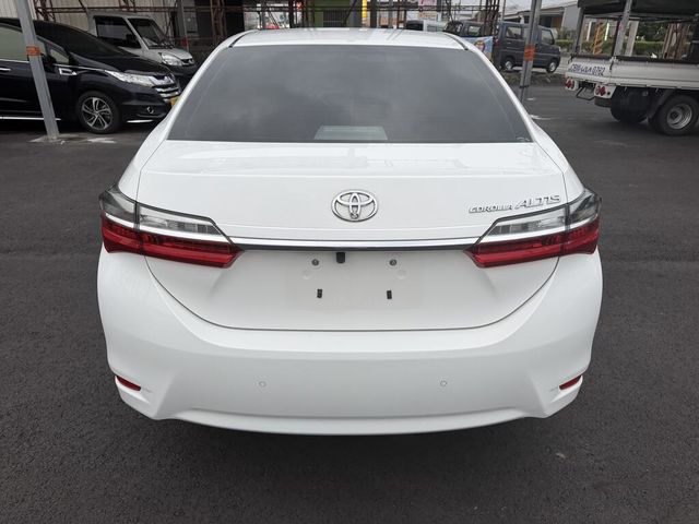 TOYOTA豐田 ALTIS  第4張相片