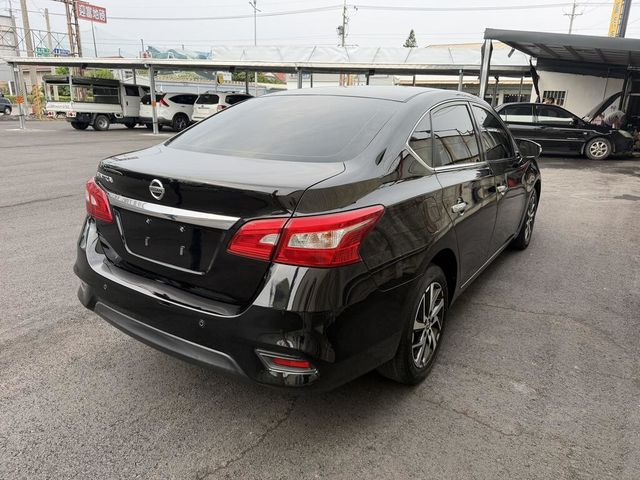 NISSAN日產 SENTRA  第2張相片