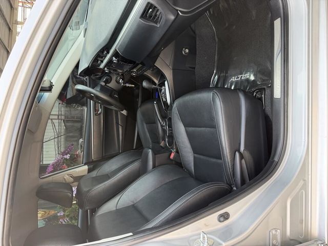TOYOTA豐田 ALTIS  第8張相片