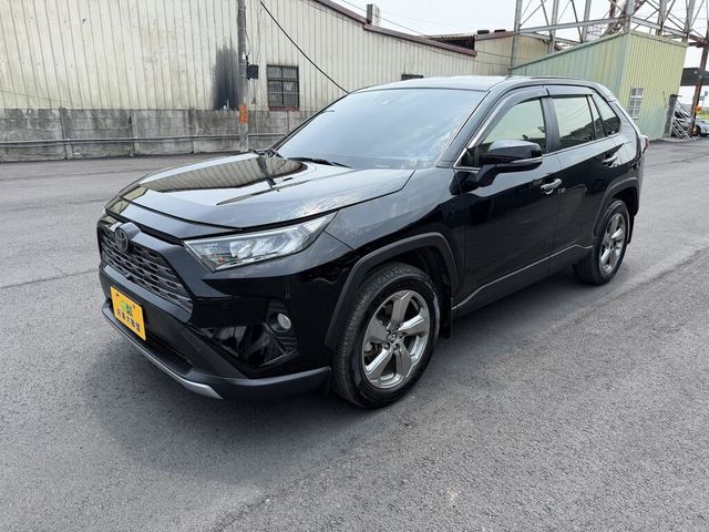 TOYOTA豐田 RAV4  第1張相片
