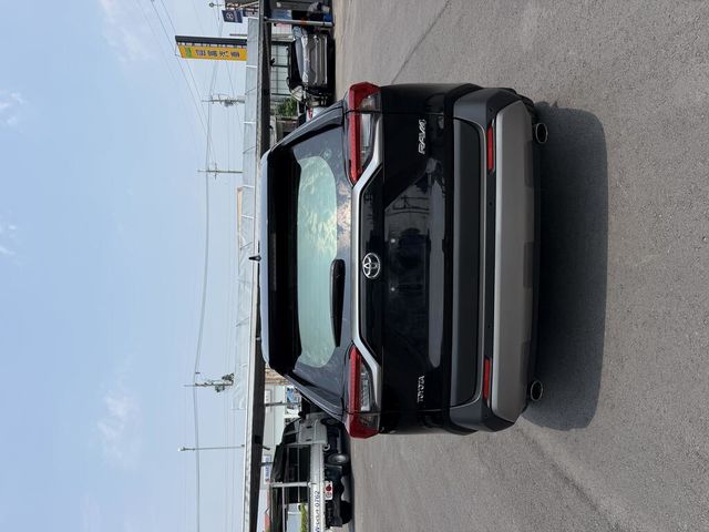 TOYOTA豐田 RAV4  第4張相片