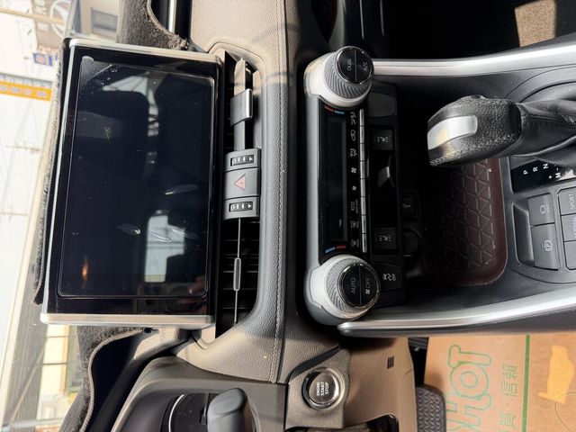 TOYOTA豐田 RAV4  第14張相片