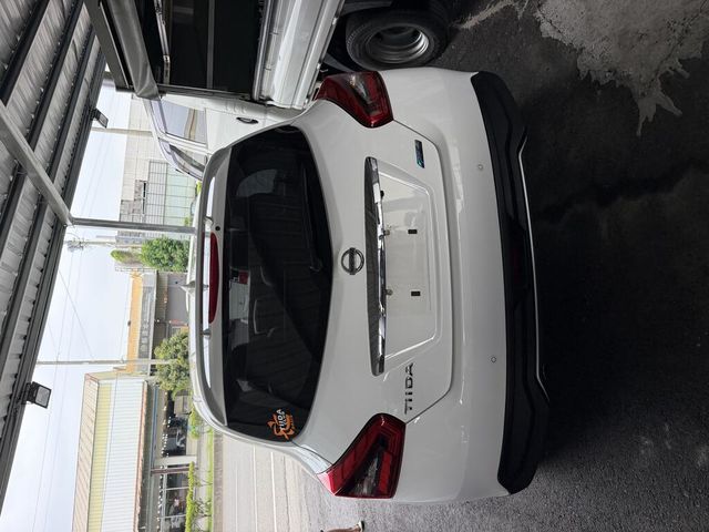 NISSAN日產 TIIDA  第4張相片