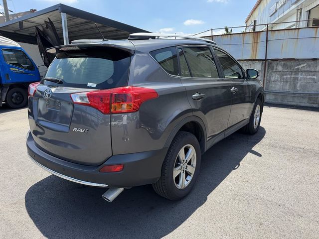 TOYOTA豐田 RAV4  第2張相片