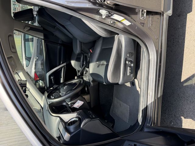 TOYOTA豐田 RAV4  第8張相片