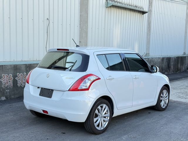 SUZUKI鈴木 SWIFT  第2張相片