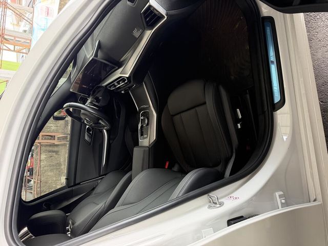 BMW寶馬 320I TOURING  第8張相片