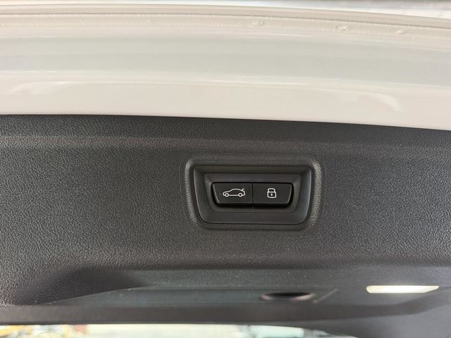 BMW寶馬 320I TOURING  第13張相片