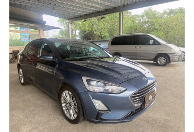 【福特/ Focus /2019年/藍】【福利品優惠釋出 僅需$32萬8千】  第5張相片