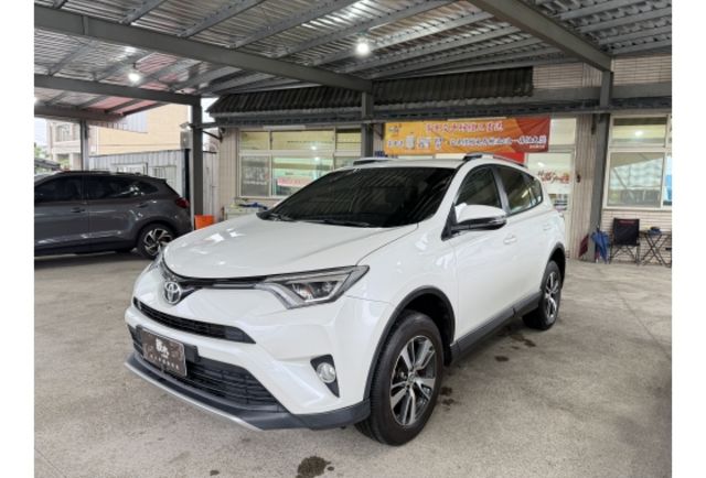 Toyota RAV4  第3張相片