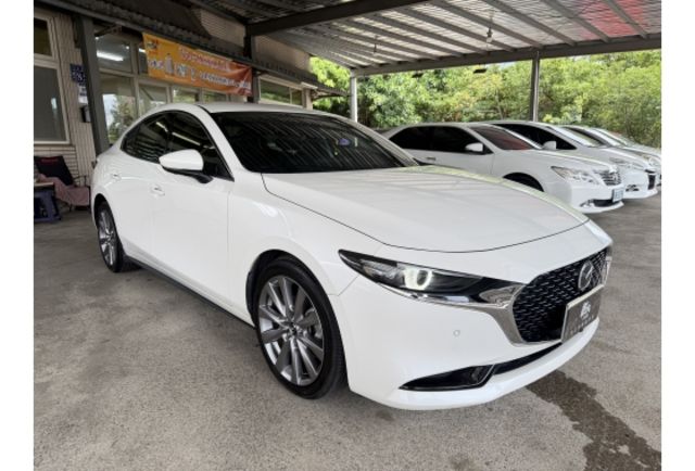 Mazda MAZDA3  第2張相片