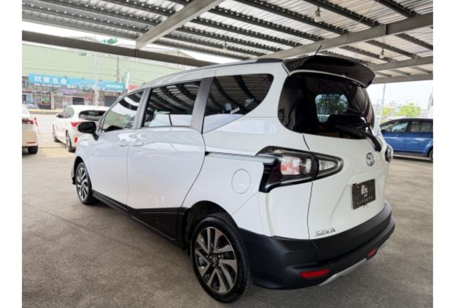 Toyota SIENTA  第4張相片