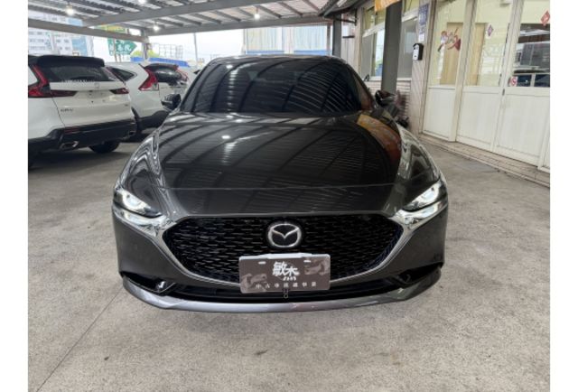 Mazda MAZDA3  第3張相片