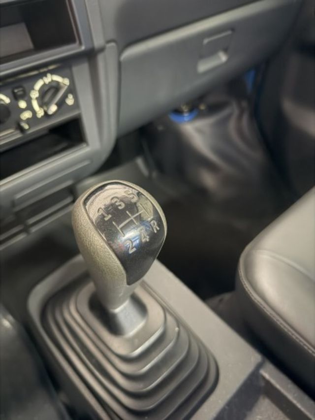 里程僅跑九萬/原車原鈑件/一手車況/自用貨車/里程保證  第5張相片