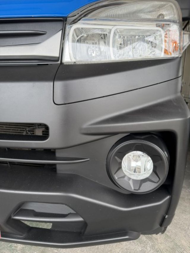 里程僅跑九萬/原車原鈑件/一手車況/自用貨車/里程保證  第8張相片