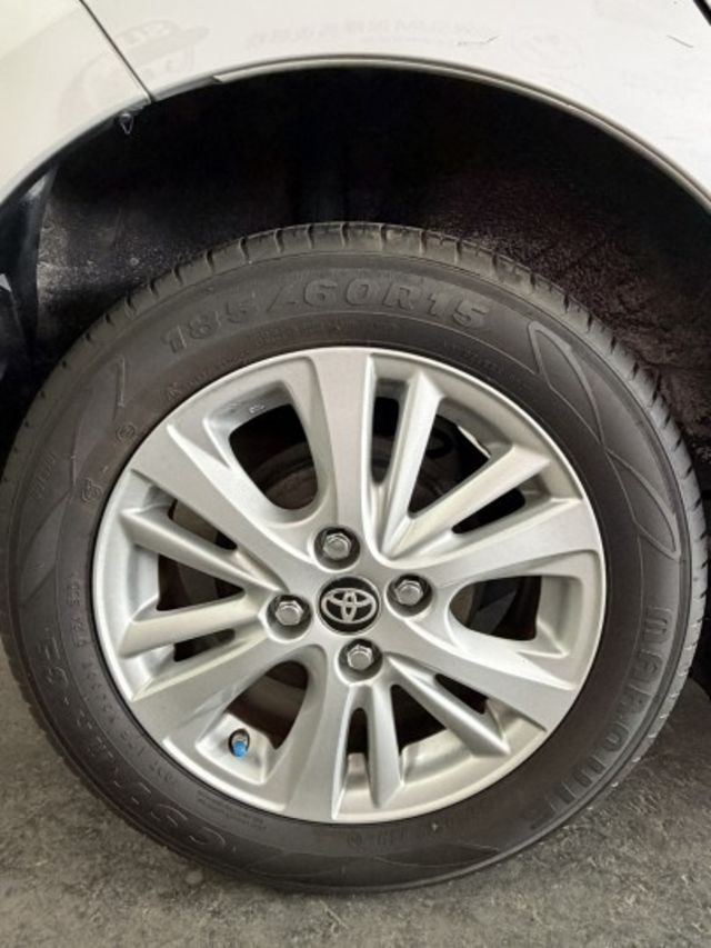 里程14萬/銀灰色大鴨/高CP值/車況如新  第12張相片