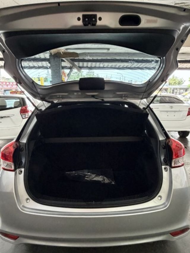 里程14萬/銀灰色大鴨/高CP值/車況如新  第13張相片