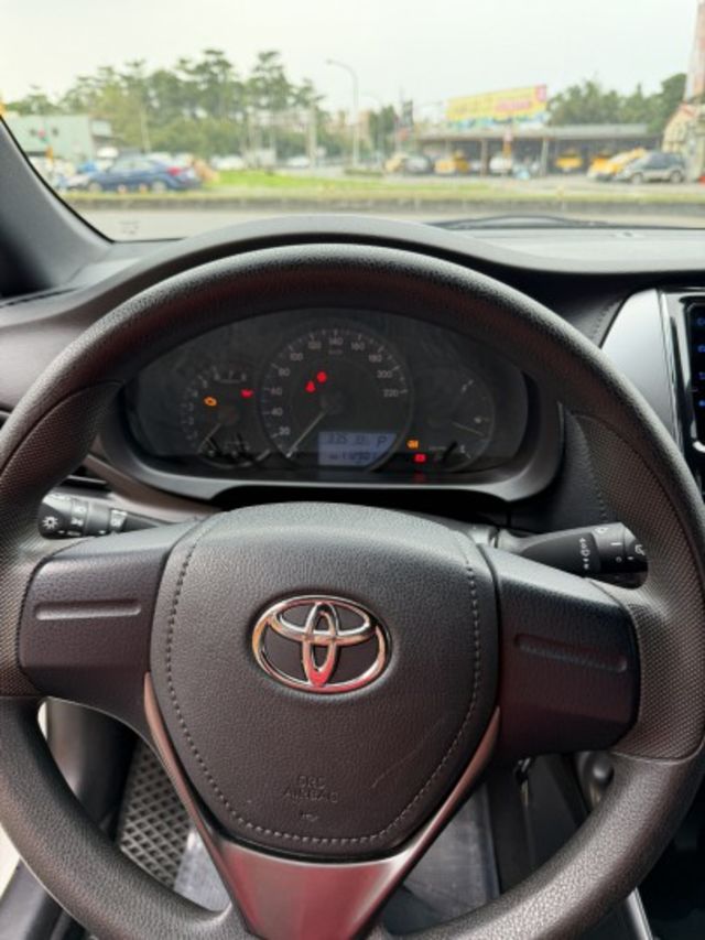 2021出廠/頂規大鴨/高CP值都市小車/里程11萬/配備應有盡有  第5張相片