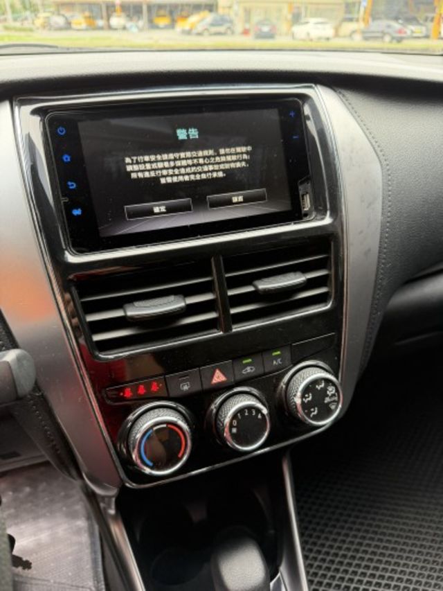 2021出廠/頂規大鴨/高CP值都市小車/里程11萬/配備應有盡有  第6張相片