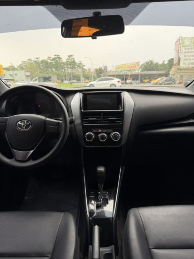 2021出廠/頂規大鴨/高CP值都市小車/里程11萬/配備應有盡有  第11張相片