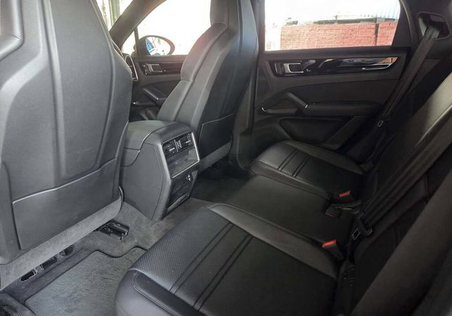 PORSCHE保時捷 CAYENNE  第5張相片