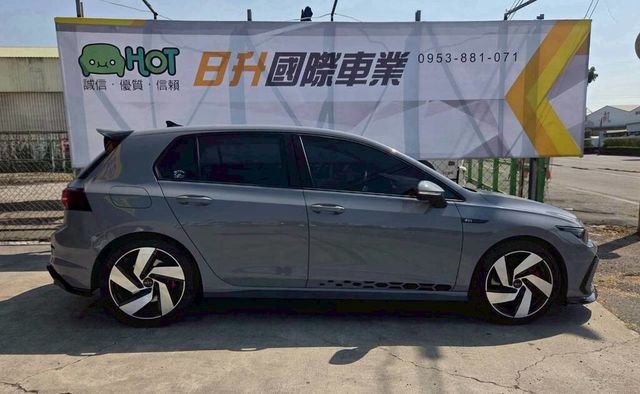 VOLKSWAGEN福斯 GOLF GTI  第2張相片