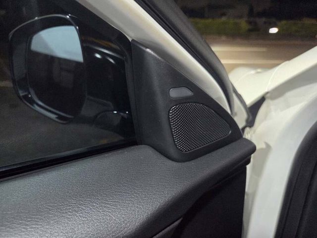 INFINITI無限 Q30  第8張相片