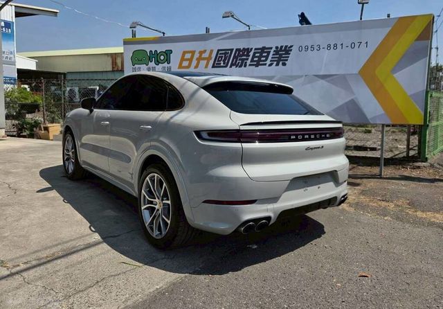 PORSCHE保時捷 CAYENNE  第2張相片