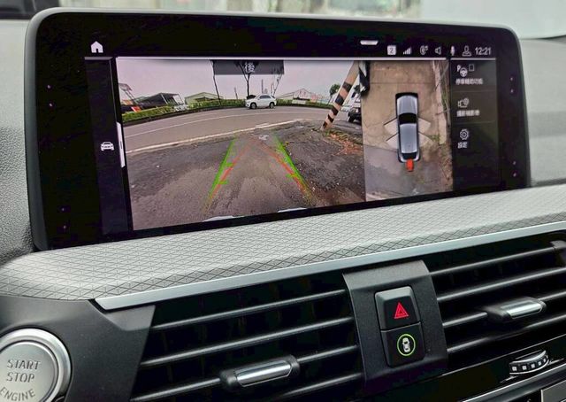 BMW寶馬 X4 XDRIVE30I  第9張相片