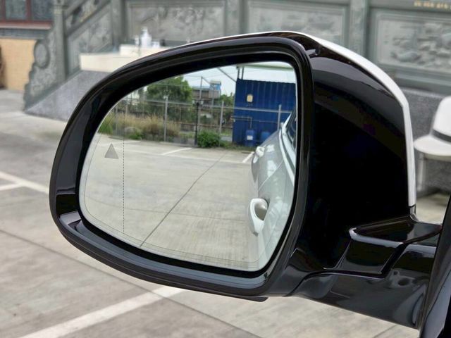 BMW寶馬 X4 XDRIVE30I  第12張相片