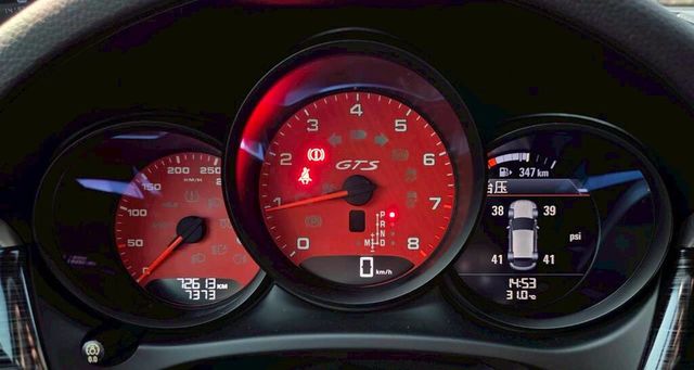 PORSCHE保時捷 MACAN  第10張相片