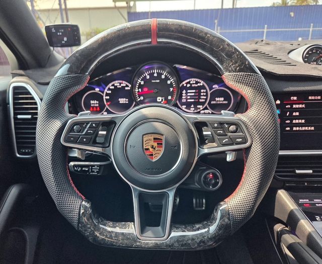 PORSCHE保時捷 CAYENNE  第9張相片