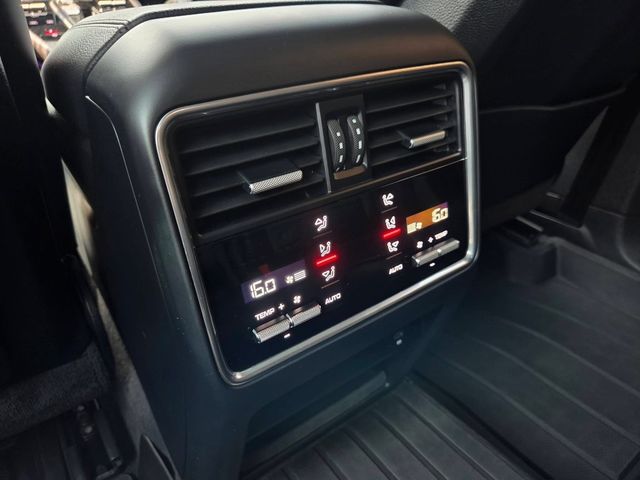 PORSCHE保時捷 CAYENNE  第12張相片